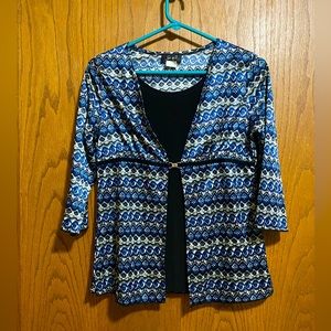 Solo Nove Women’s Shirt, Size Petite Medium.